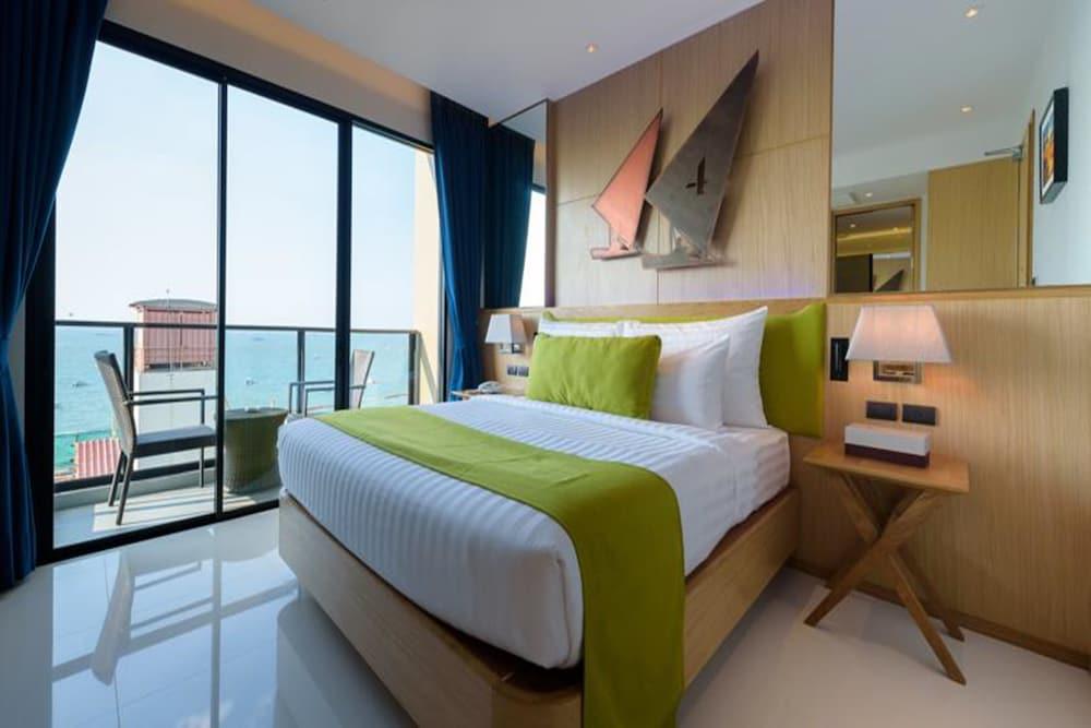 Hotel Deep Blue Z10 Pattaya Exterior foto