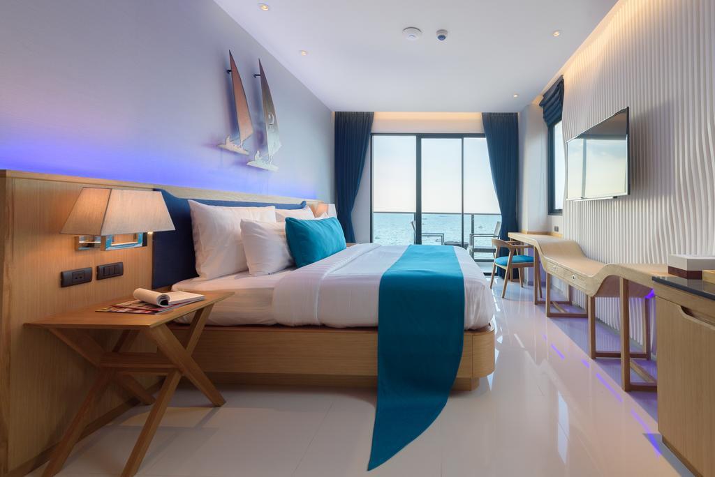Hotel Deep Blue Z10 Pattaya Exterior foto