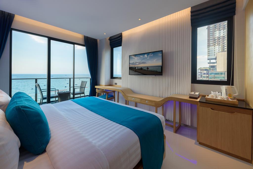 Hotel Deep Blue Z10 Pattaya Exterior foto