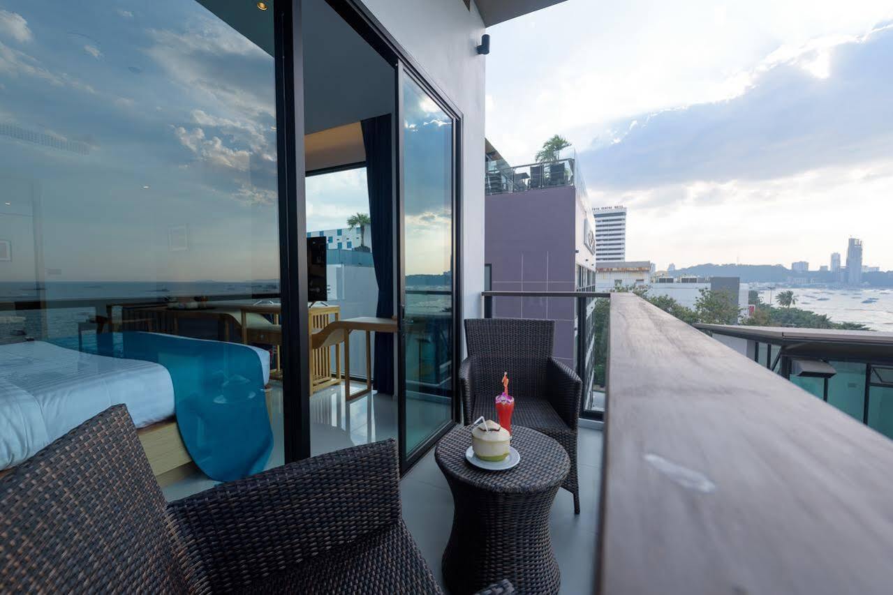 Hotel Deep Blue Z10 Pattaya Exterior foto