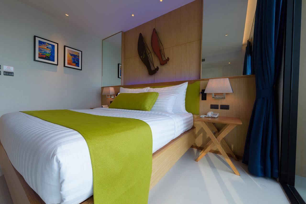 Hotel Deep Blue Z10 Pattaya Exterior foto